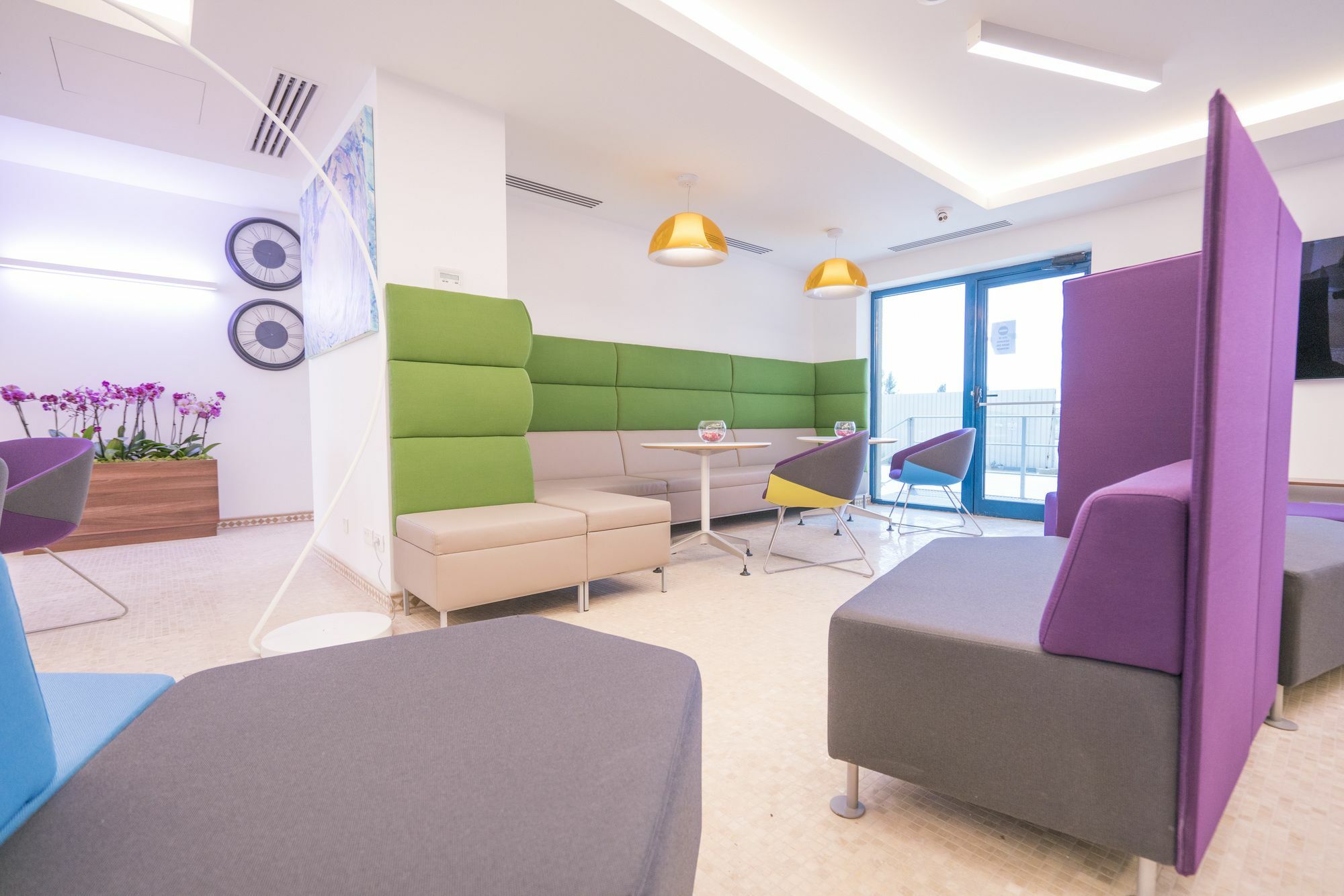 Studio One Accommodation Suites Bukarest Exterior foto